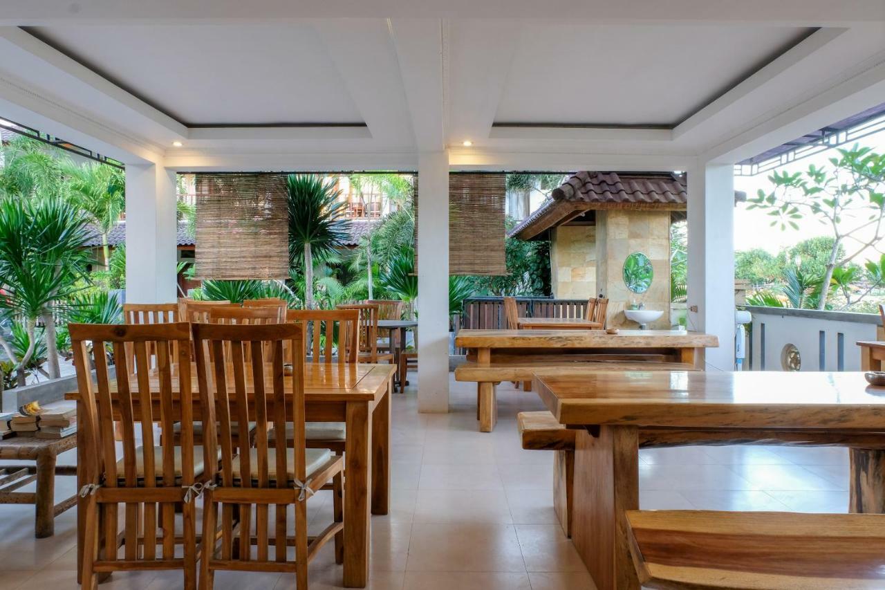 Kuta  Friends Beach Hotel מראה חיצוני תמונה