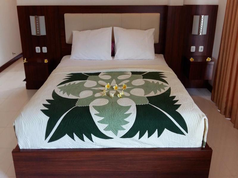 Kuta  Friends Beach Hotel מראה חיצוני תמונה